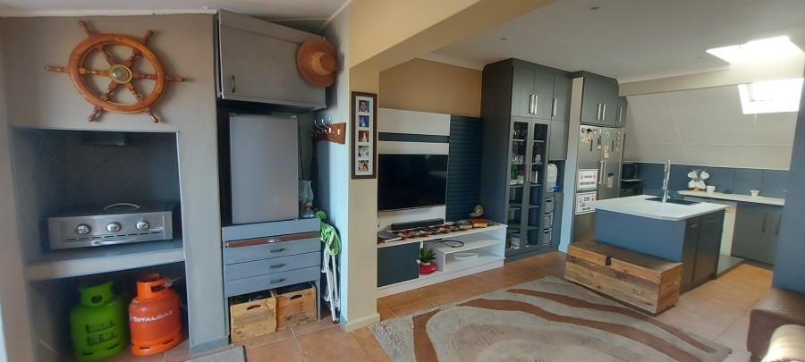 2 Bedroom Property for Sale in Gouritsmond Western Cape